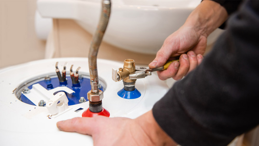 Water Heater Maintenance in Metolius